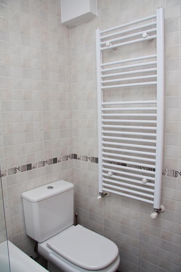 Residencial Arbeyal Apartment Gijon Bagian luar foto
